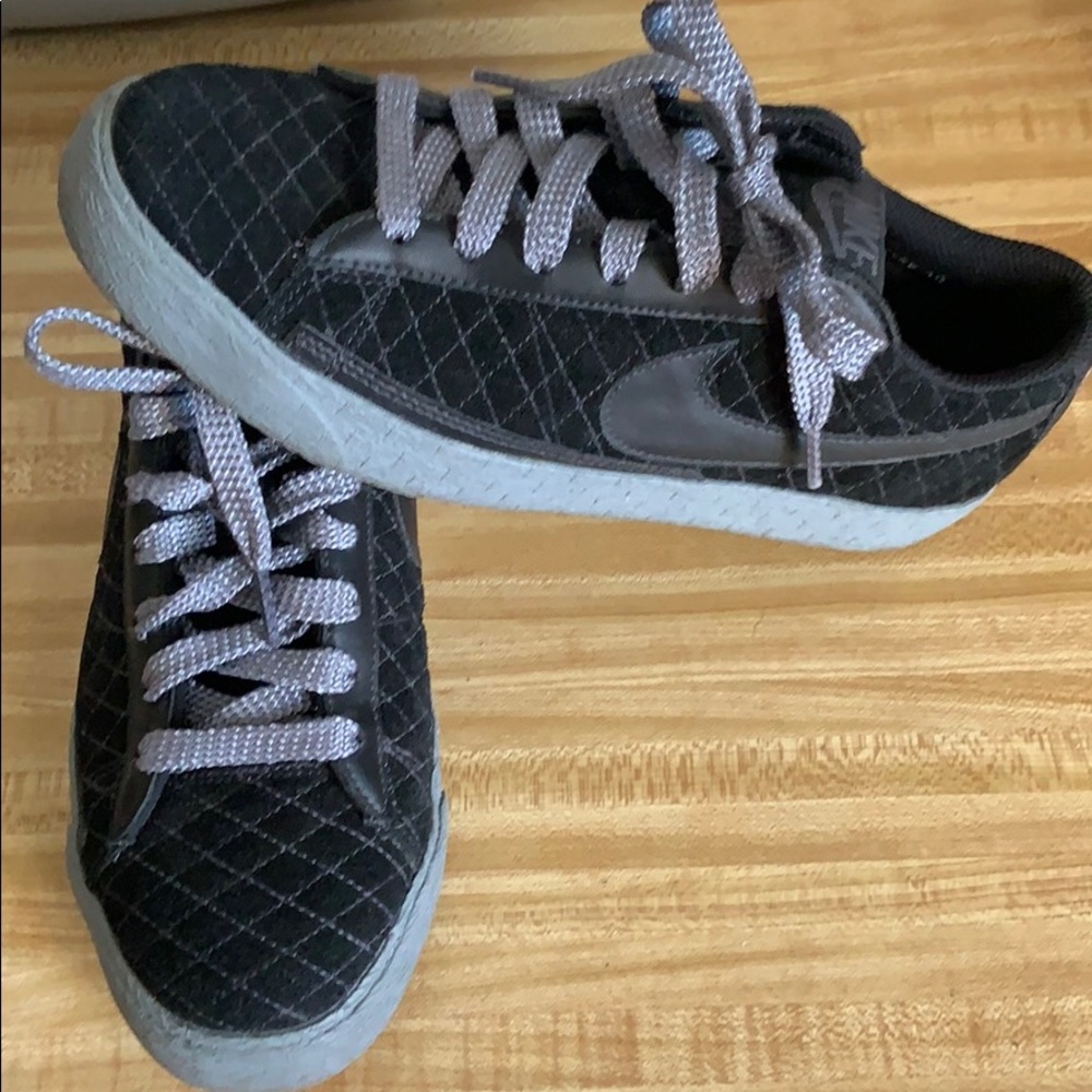 Black and gray nike sneakers